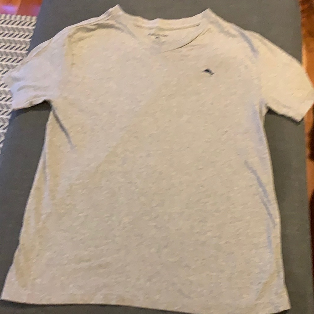 Tommy Bahama Boy’s Short Sleeve T-Shirt Size 14/16 Large Grey